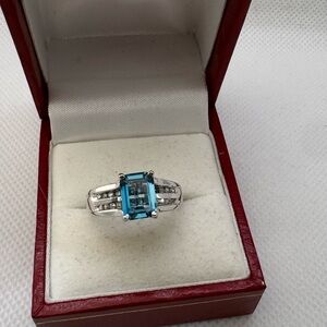 10K genuine, Aquamarine and diamond ring